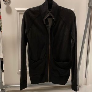 Lululemon black thermal zip up jacket